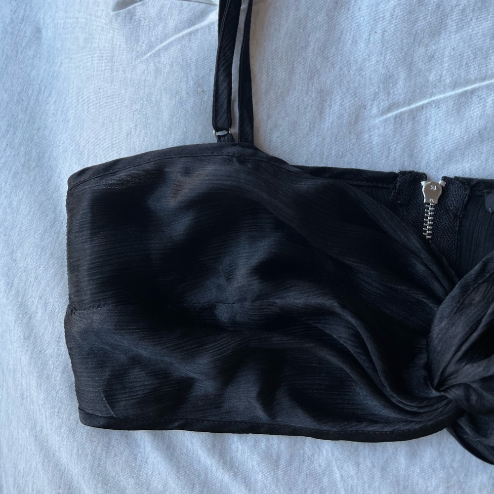 Forever 21 S Satin Twist Top - Picture 2 of 8